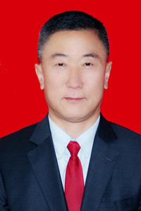 黨支部書記、總經(jīng)理 高社堂